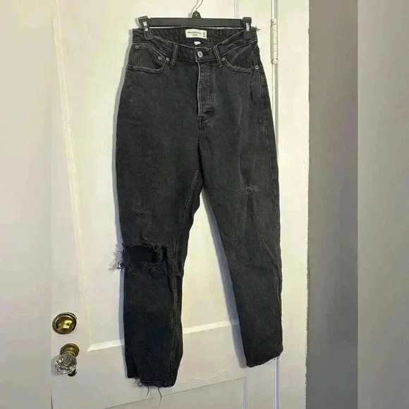 Abercrombie & Fitch Dad High Rise Jeans - Picture 1 of 9